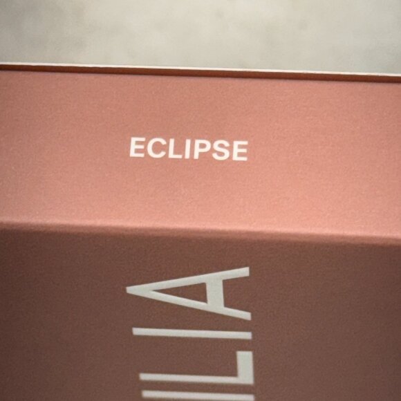 ILIA - Sunshift Cream Bronzer | Non-Comedogenic, Long-Lasting, Vegan-ECLIPSE - Picture 8 of 8